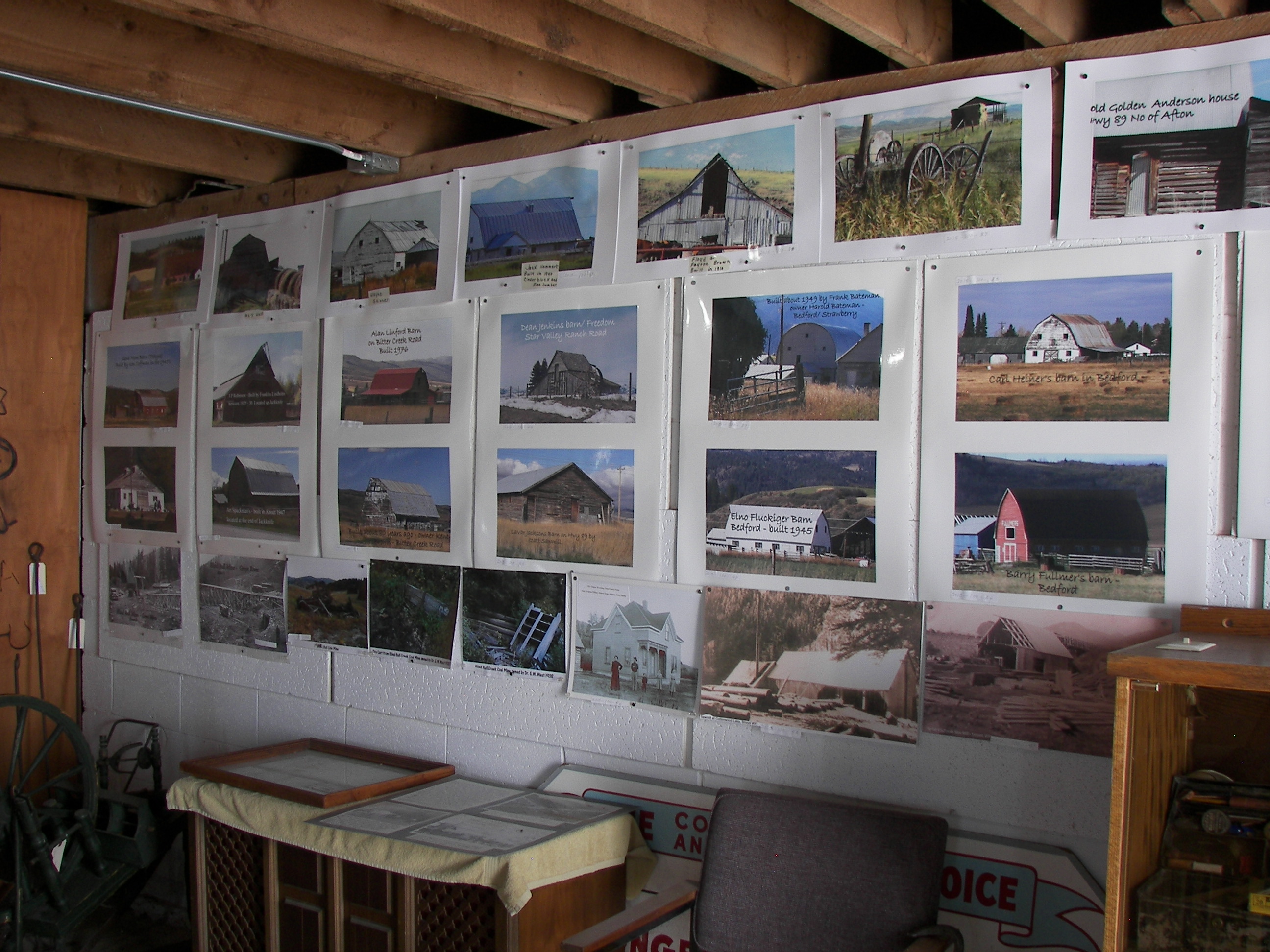 Entrance - Wall Pictures